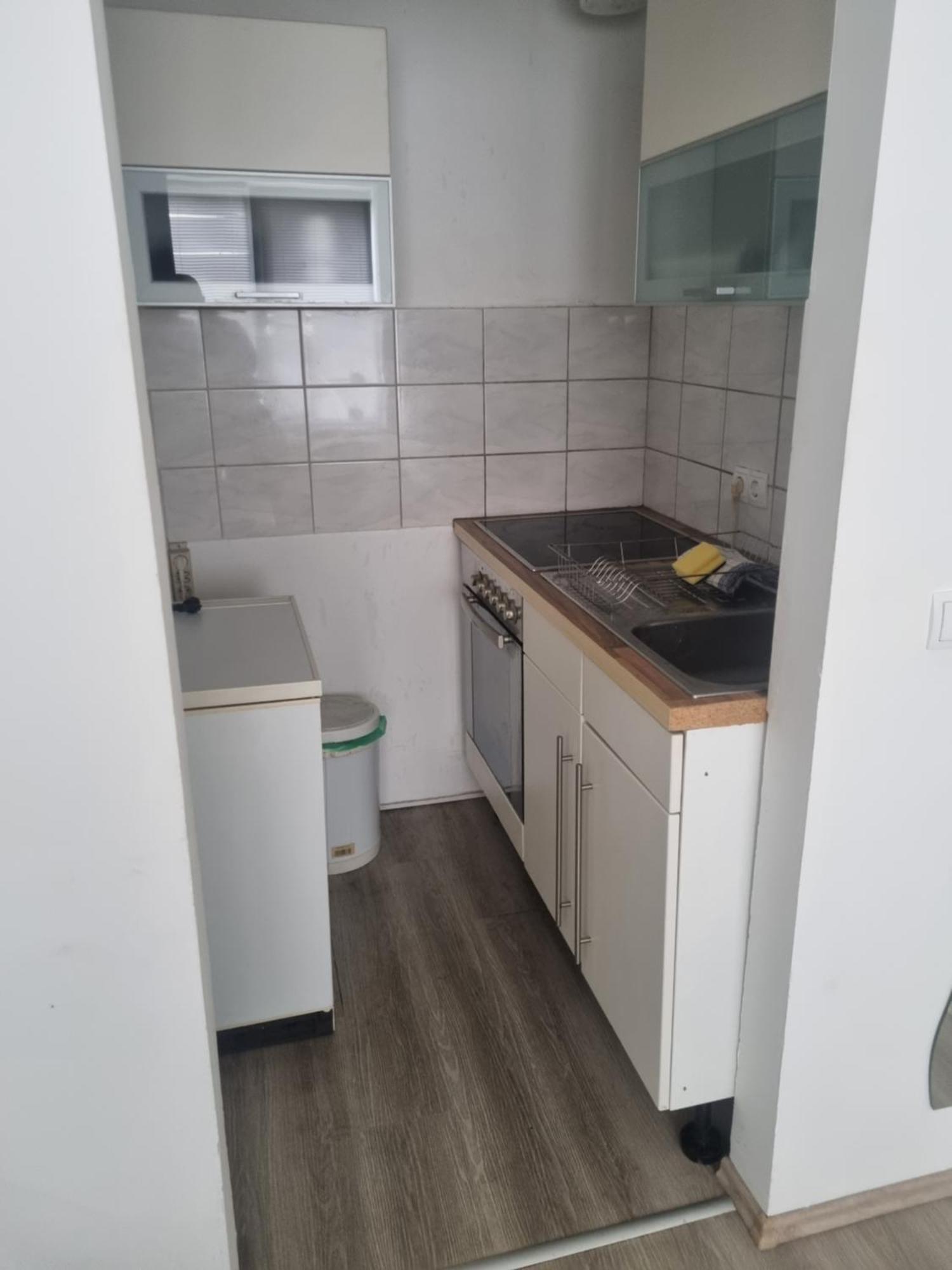 Hannover-linden, Falkenstr.1 Ap. 1 *